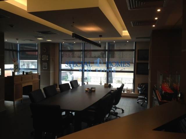 (For Sale) Commercial Building || Piraias/Piraeus - 800 Sq.m, 1.600.000€ 