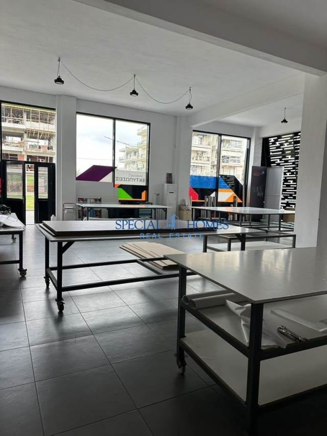 (For Rent) Commercial Building || Thessaloniki West/Evosmos - 790 Sq.m, 4.500€ 