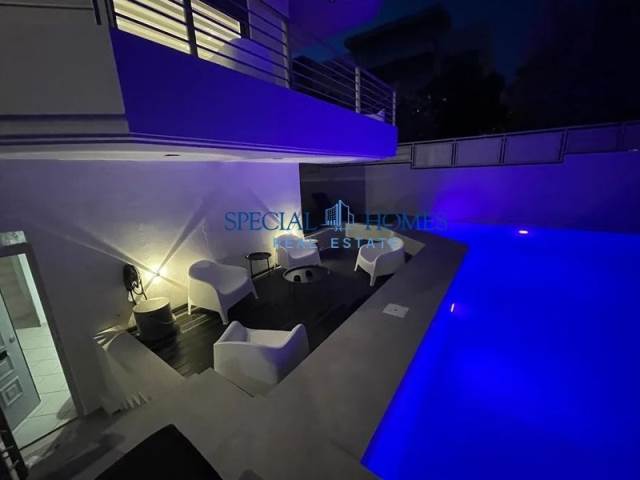 (For Sale) Residential Villa || Athens South/Glyfada - 270 Sq.m, 4 Bedrooms, 2.000.000€ 