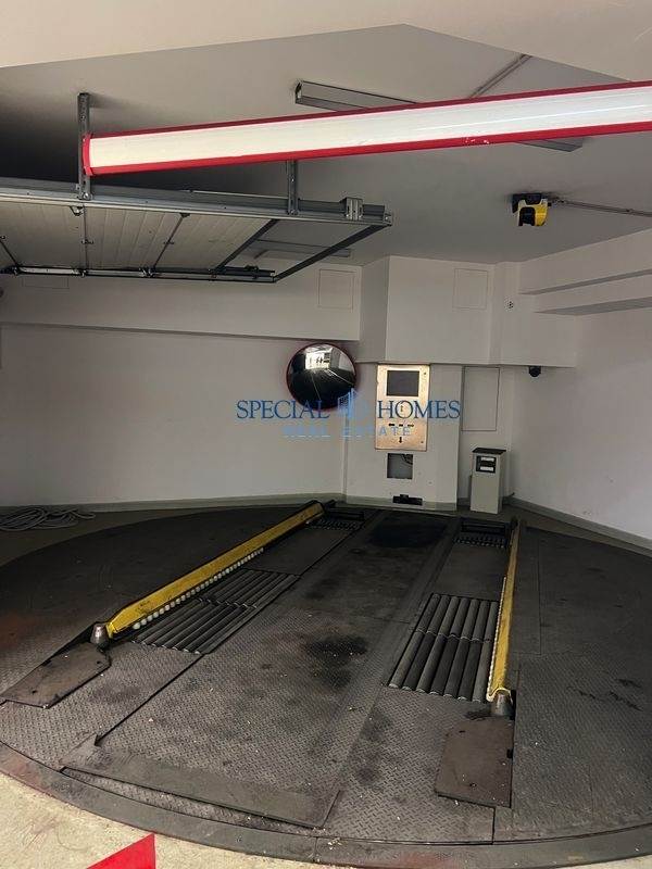 (Προς Πώληση) Επαγγελματικός Χώρος Κτίριο Parkings || Αθήνα Κέντρο/Αθήνα - 4.258 τ.μ, 1.310.000€ 