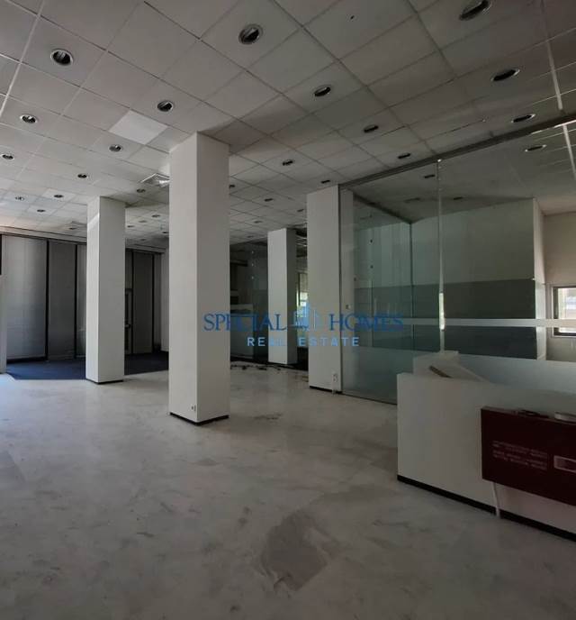 (For Sale) Commercial Retail Shop || Athens South/Palaio Faliro - 482 Sq.m, 850.000€ 