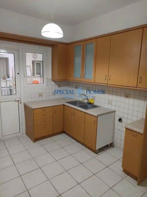 (For Sale) Residential Apartment || Athens Center/Vyronas - 71 Sq.m, 2 Bedrooms, 185.000€ 